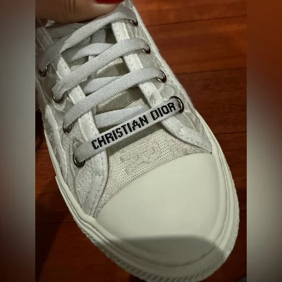 Christian Dior Walk’N’Dior Macrame Ivory Embroidery Sneaker Sz. 36 - Picture 10 of 11
